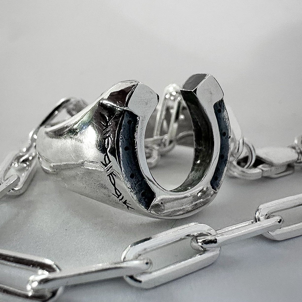 Horseshoe