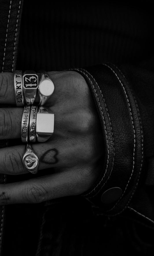 Square Signet