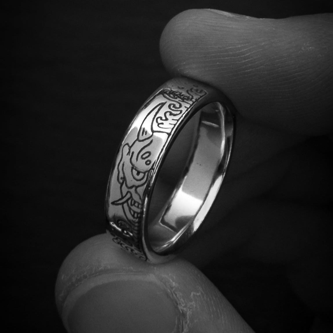 ONI II - 9ct. Gold