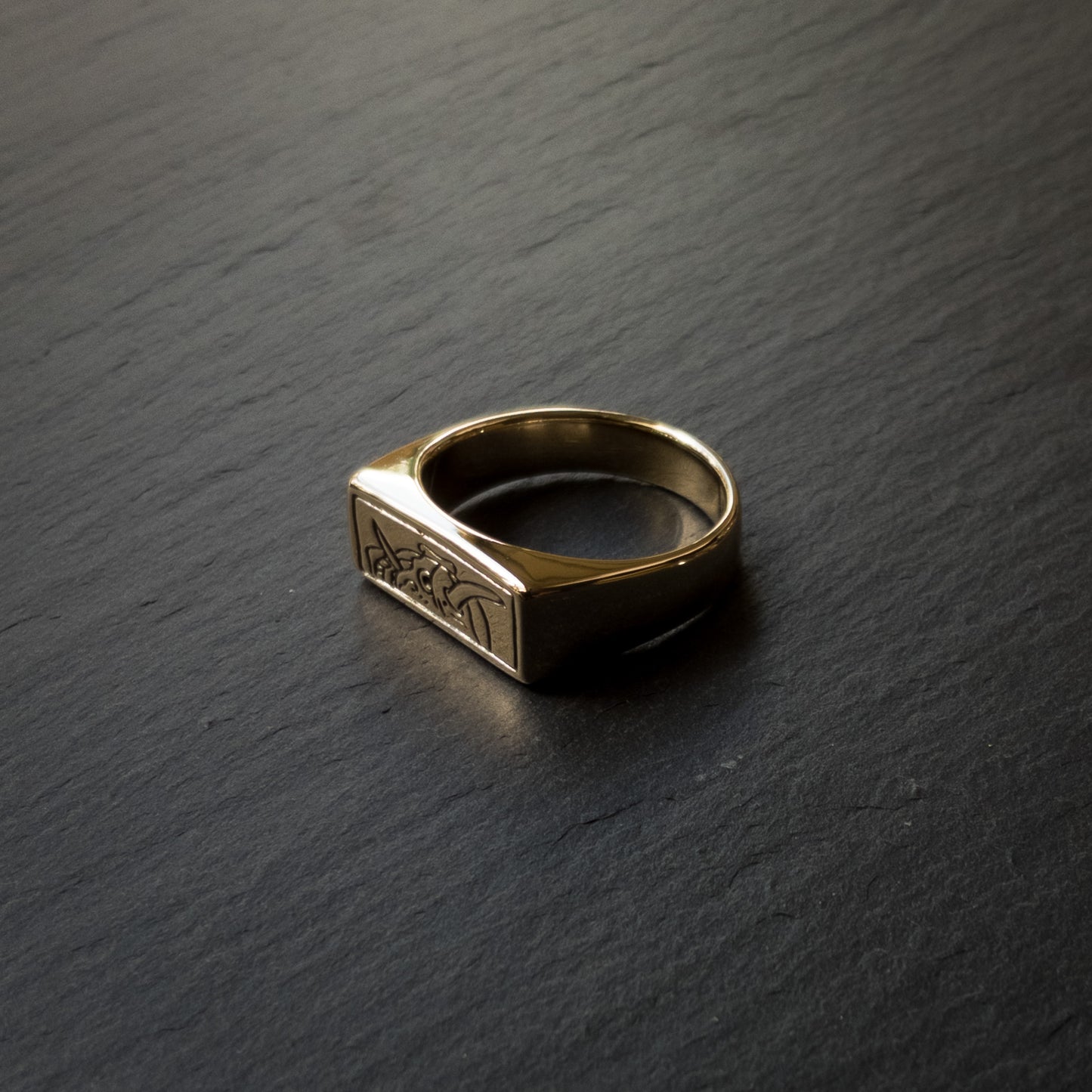 ONI - 9ct. Gold