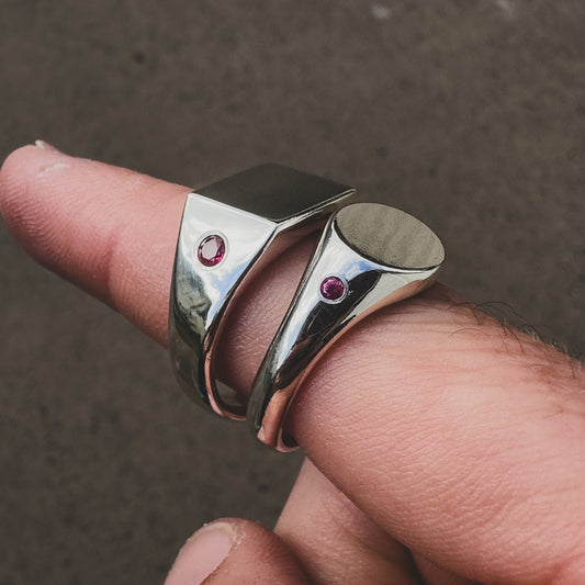 Round Signet