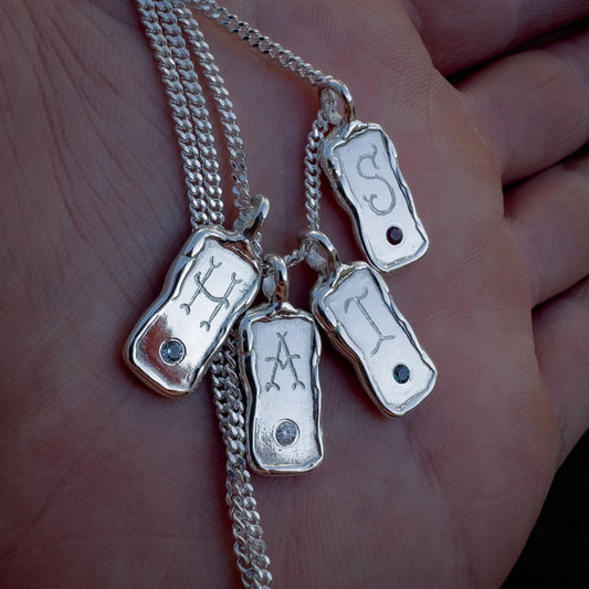 Customisable Organic Pendant