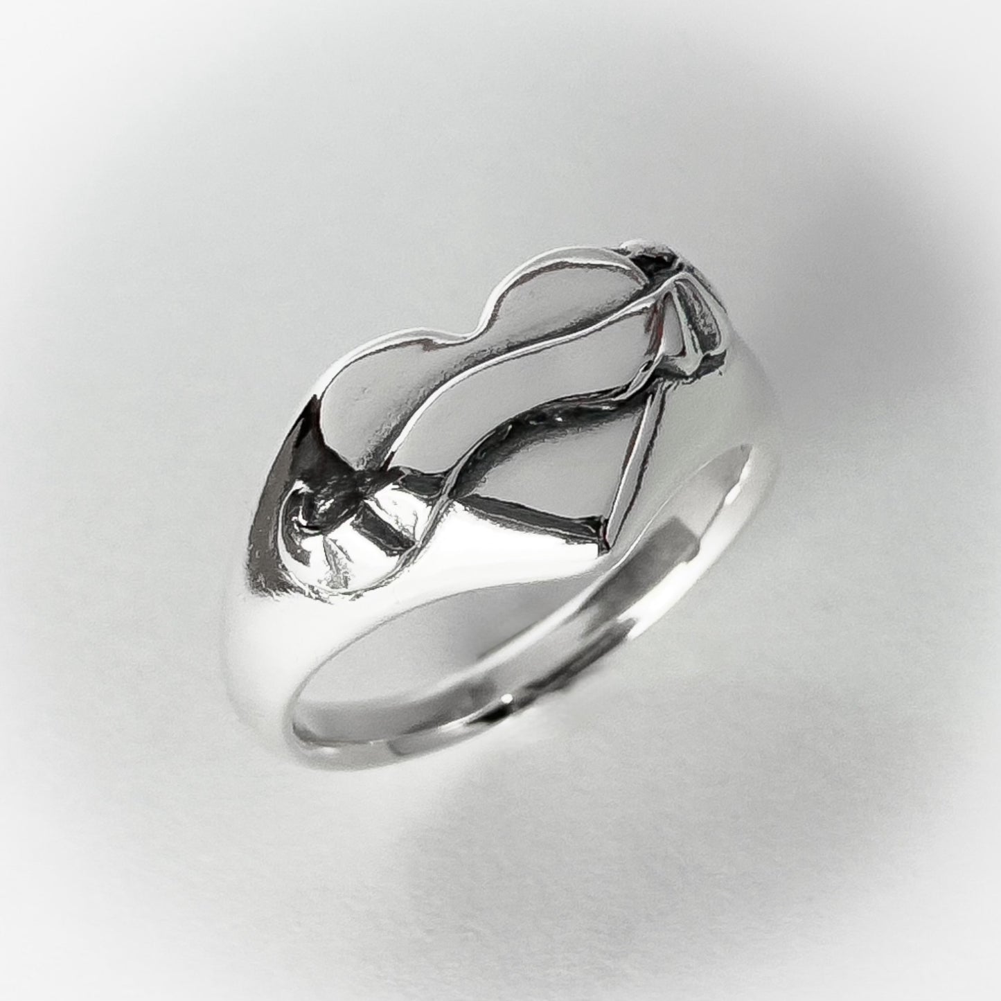 Heart & Scroll - Customisable