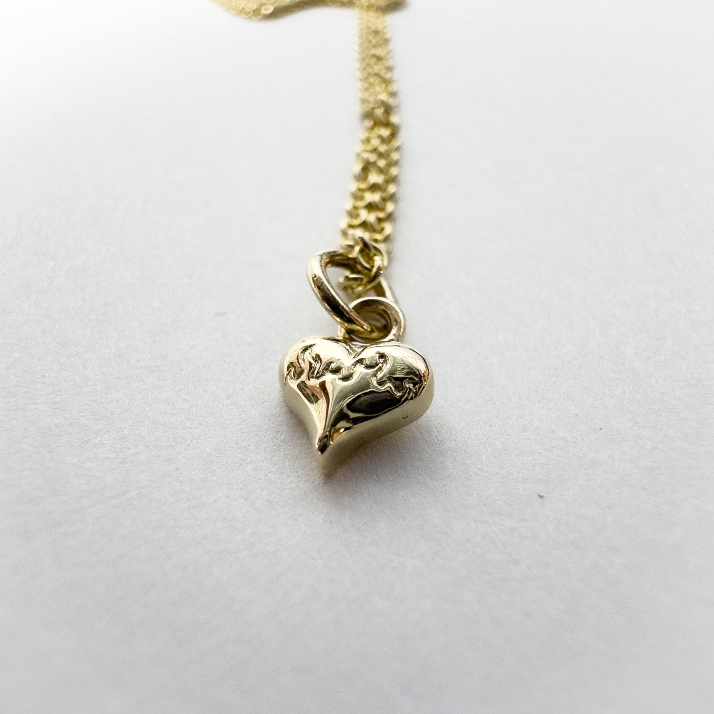 Flamin' Heart Pendant - Gold