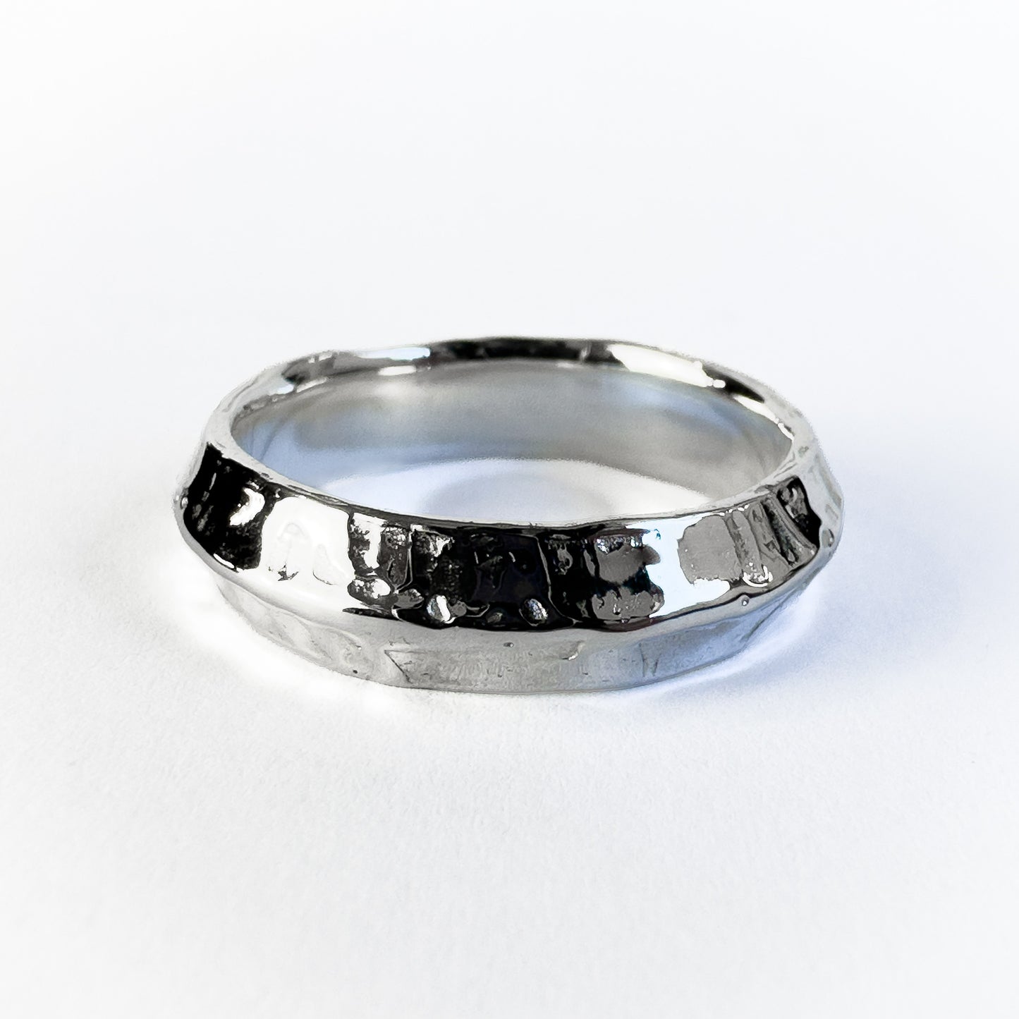 Knife Edge - Ring