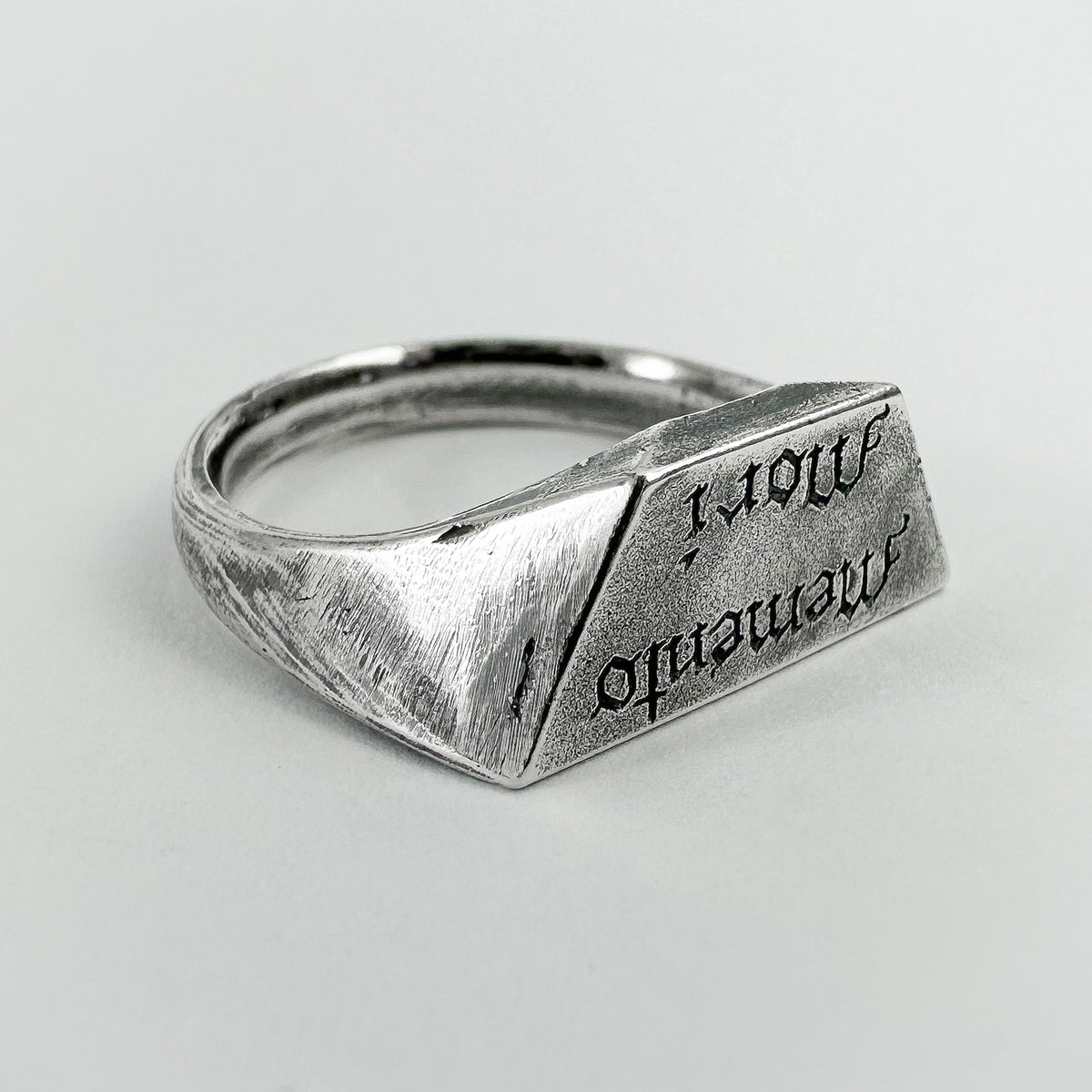 Memento Mori - Signet Ring