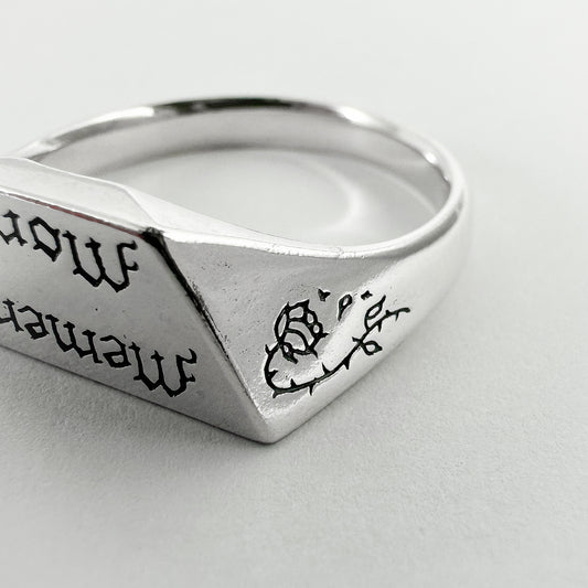Memento Mori - Signet Ring