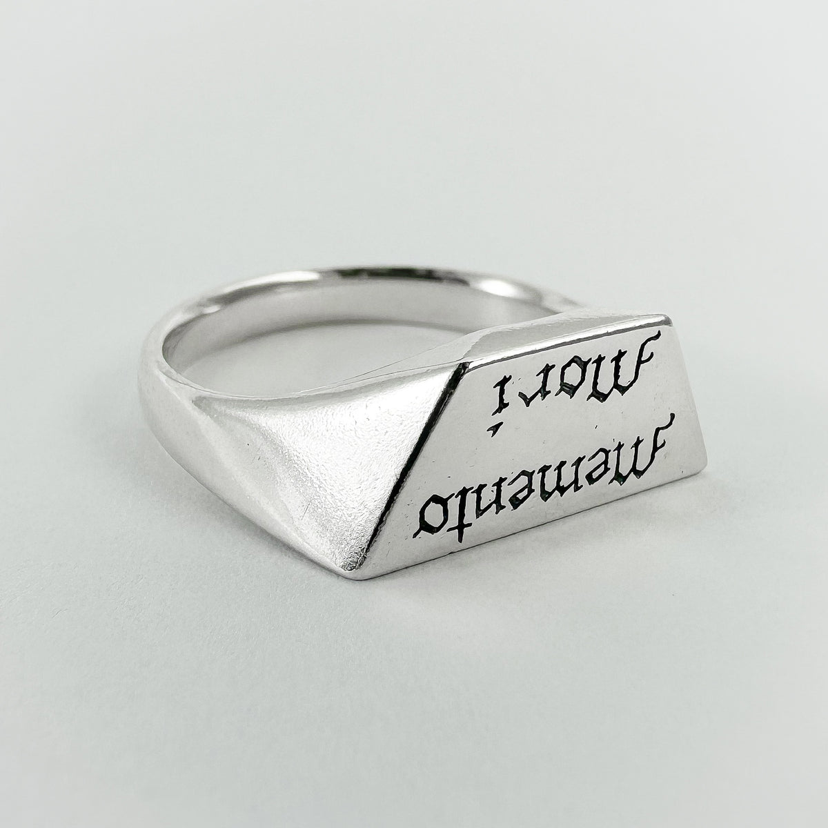 Memento Mori - Signet Ring
