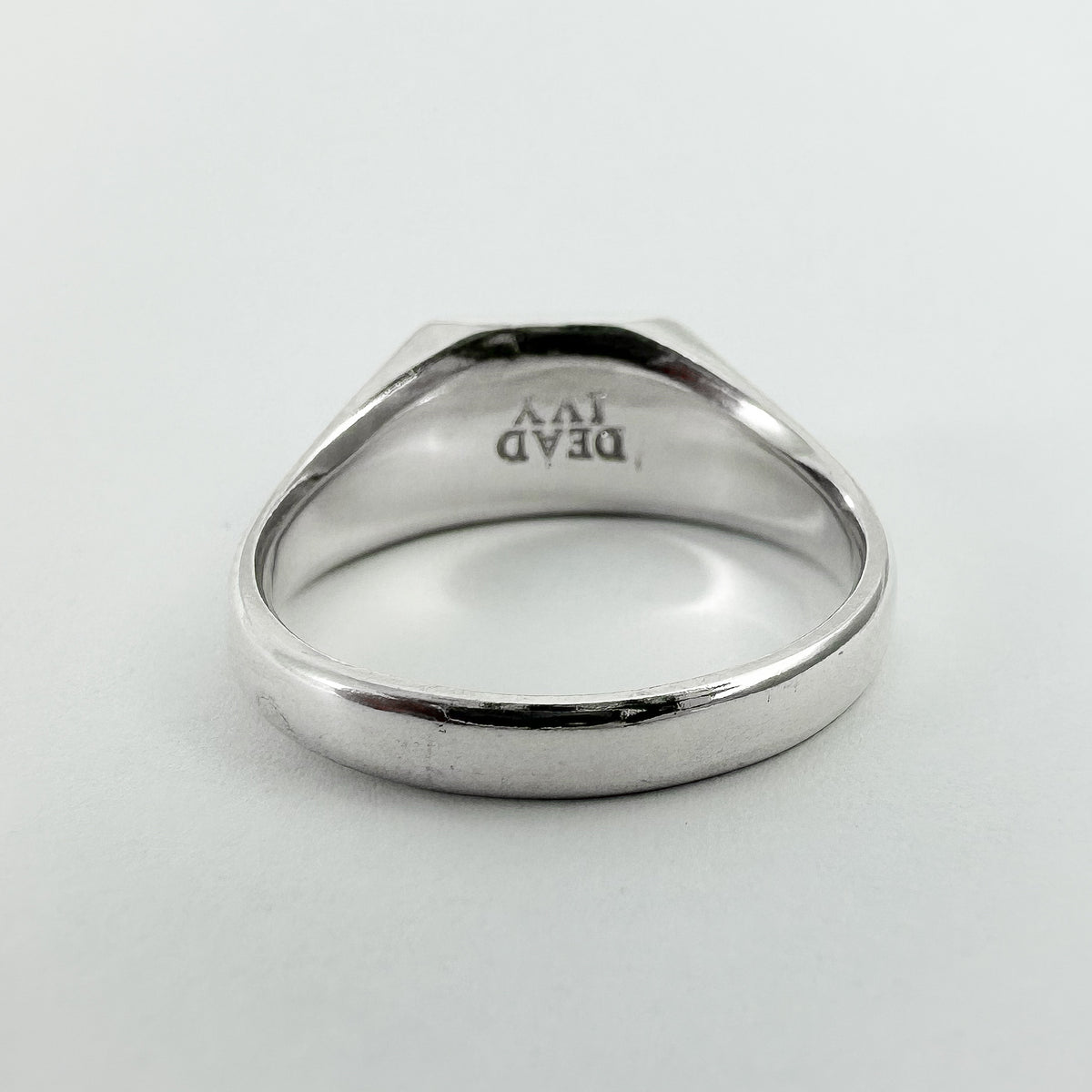 Memento Vivere - Signet Ring